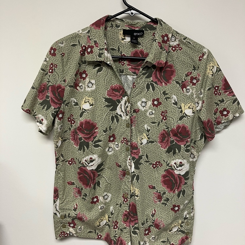 Erika Women's Green Floral Button Down Shirt, M